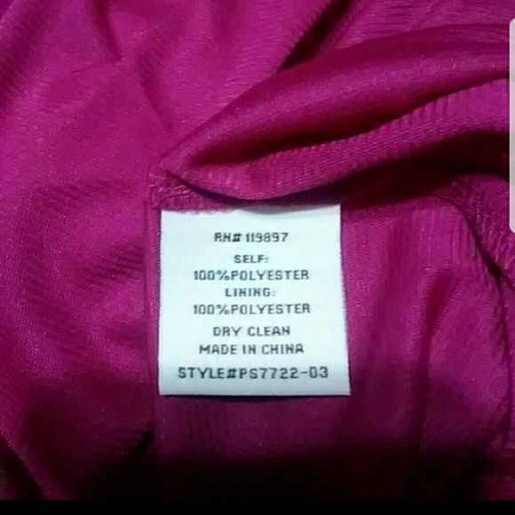 19 Cooper Women's Magenta Halter Romper - Picture 4 of 5